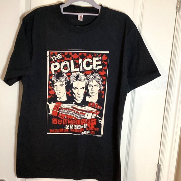 The Police Band T-Shirt Size L Unisex Vancouver Canada May 28 2007 Tour Concert - Picture 1 of 8